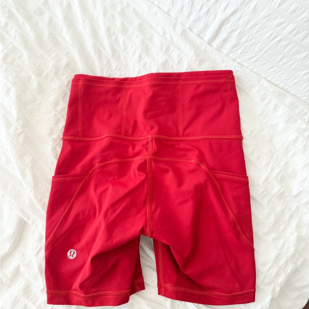 Lululemon Red Fast and Free High-Rise Short 6"
7 Pocket Size 0 XXS